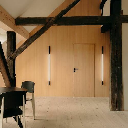 Der gro�z�gige Entertainment Bereich.